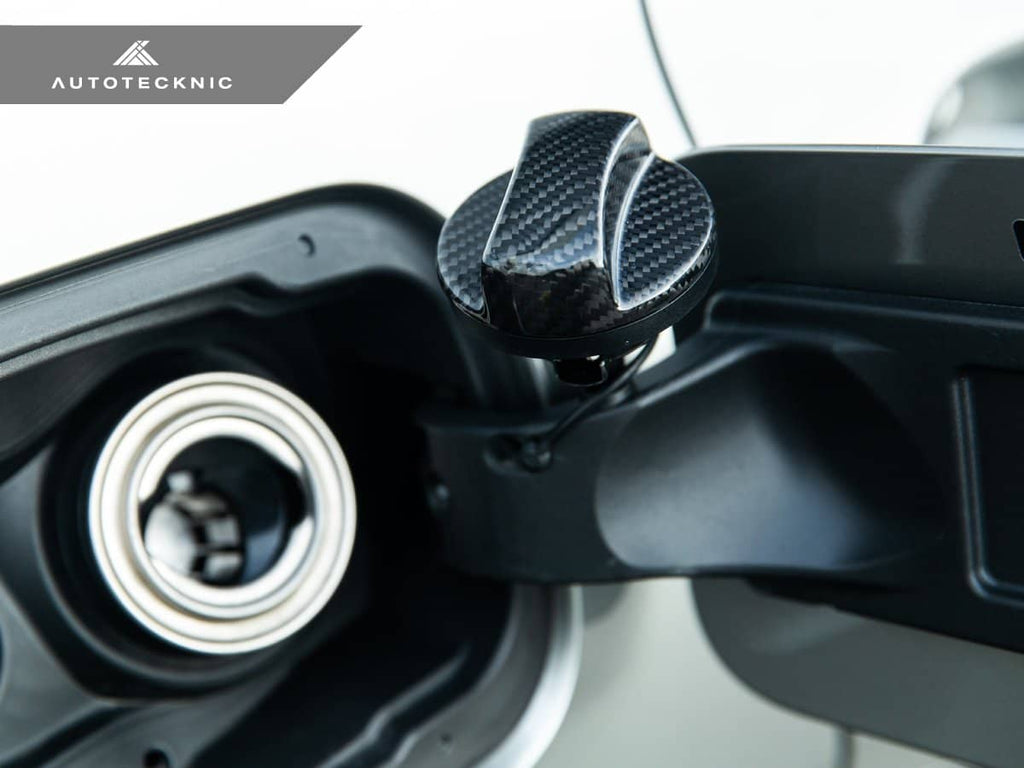 AutoTecknic Dry Carbon Competition Fuel Cap Cover - BMW G42 2-Series Coupe