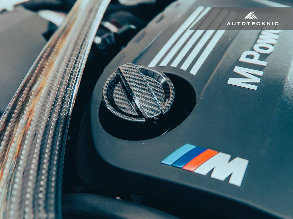 AutoTecknic Dry Carbon Competition Oil Cap Cover - BMW E63 M6