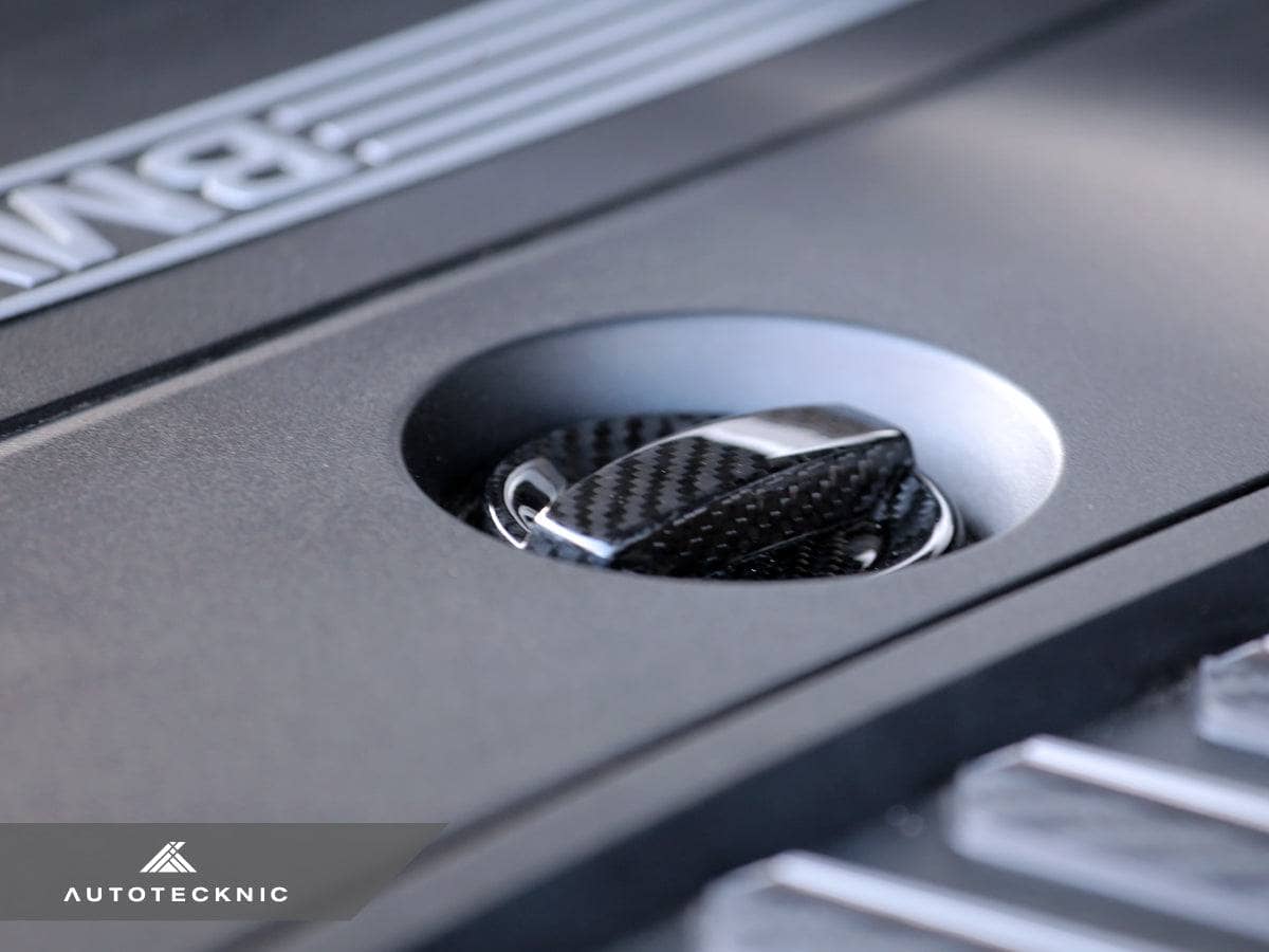 AutoTecknic Dry Carbon Competition Oil Cap Cover - BMW G30 5-Series