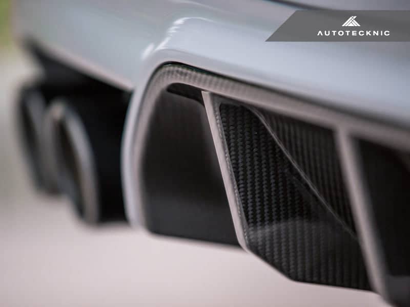 AutoTecknic Dry Carbon Competition Rear Diffuser - BMW F90 M5