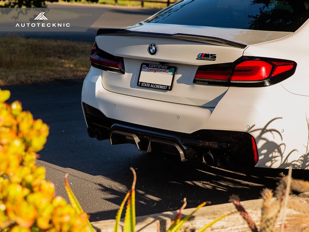 AutoTecknic Dry Carbon Competition Sport Rear Diffuser - BMW F90 M5