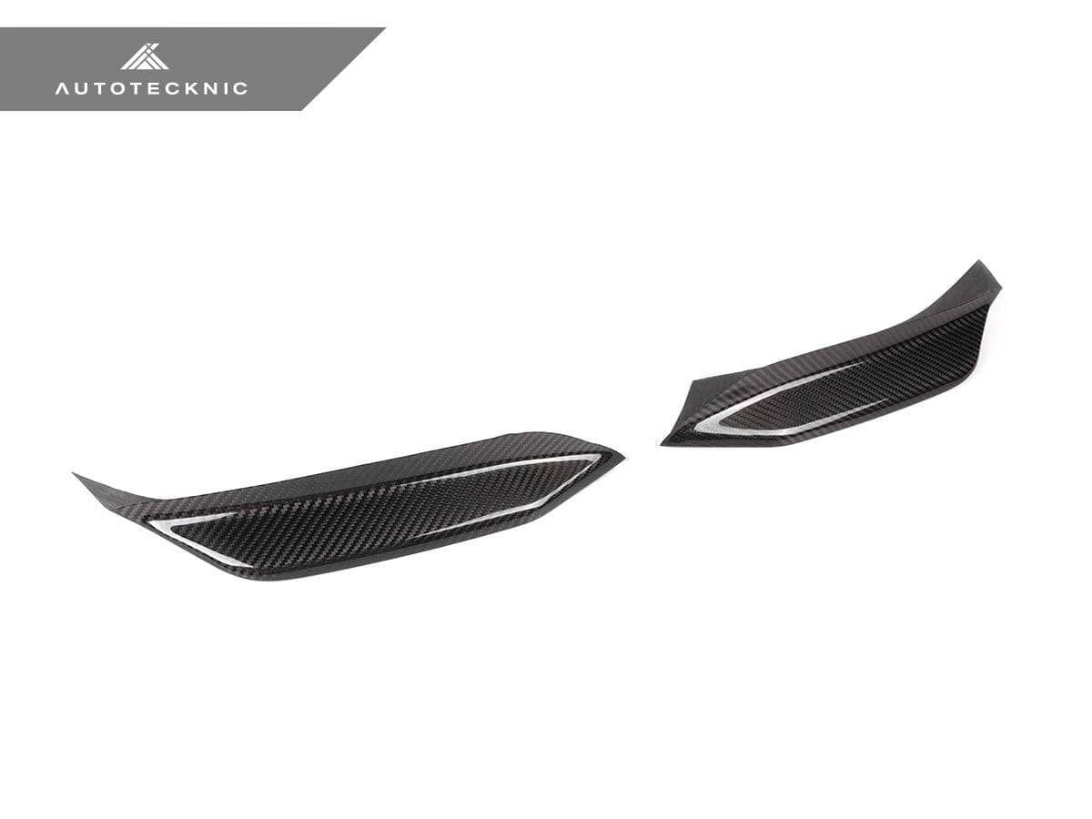 AutoTecknic Dry Carbon Corsa Bumper Trim - BMW F80 M3 | F82/ F83 M4