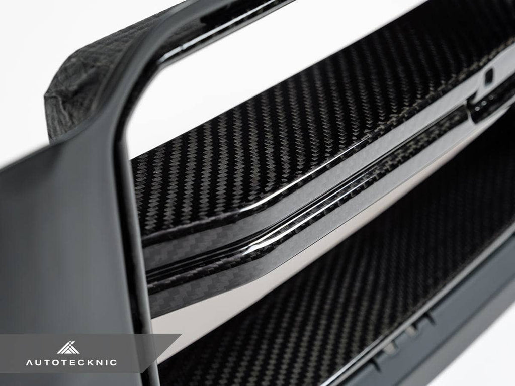 AutoTecknic Dry Carbon Corsa Front Grille - BMW G87 M2