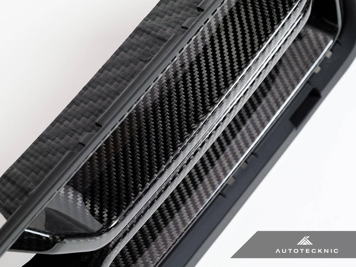 AutoTecknic Dry Carbon Corsa Front Grille - BMW G87 M2