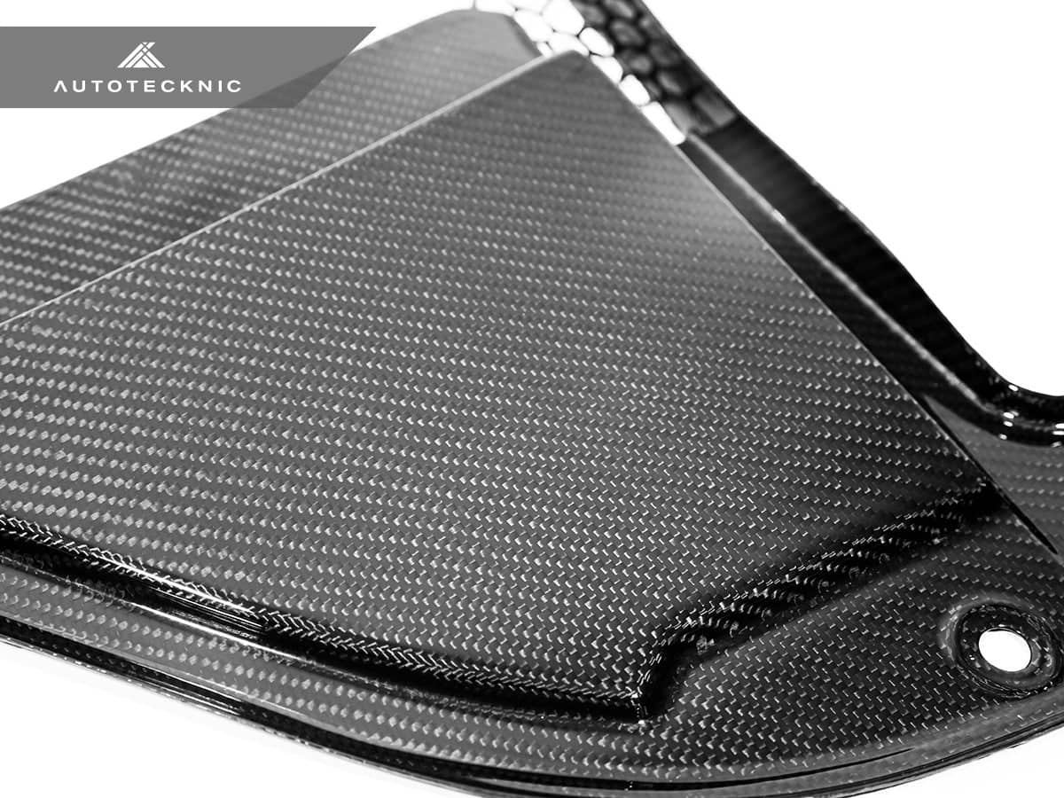 AutoTecknic Dry Carbon Engine Cowl Panel Trim Set - BMW G09 XM