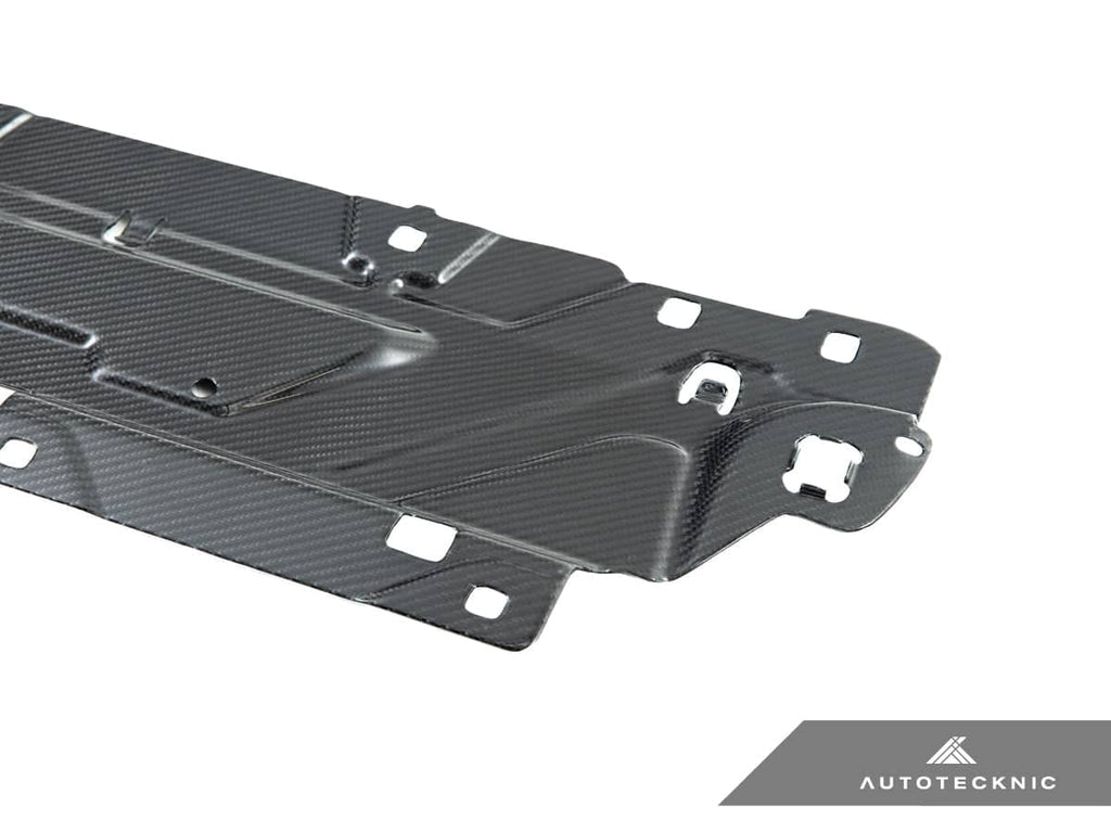 AutoTecknic Dry Carbon Fiber Cooling Shroud - BMW G20 3-Series