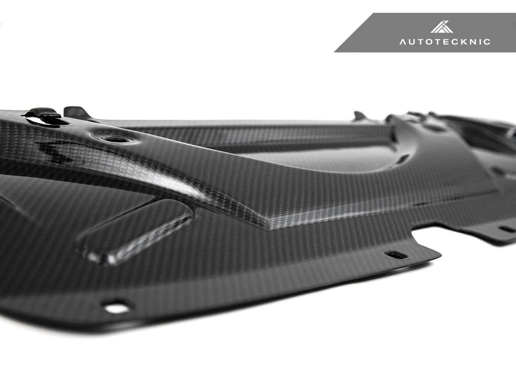 AutoTecknic Dry Carbon Fiber Crosslink Cooling Shroud - BMW G90/ G99 M5