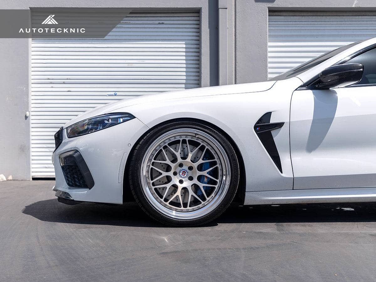 AutoTecknic Dry Carbon Fiber Fender Trim - BMW F9X M8