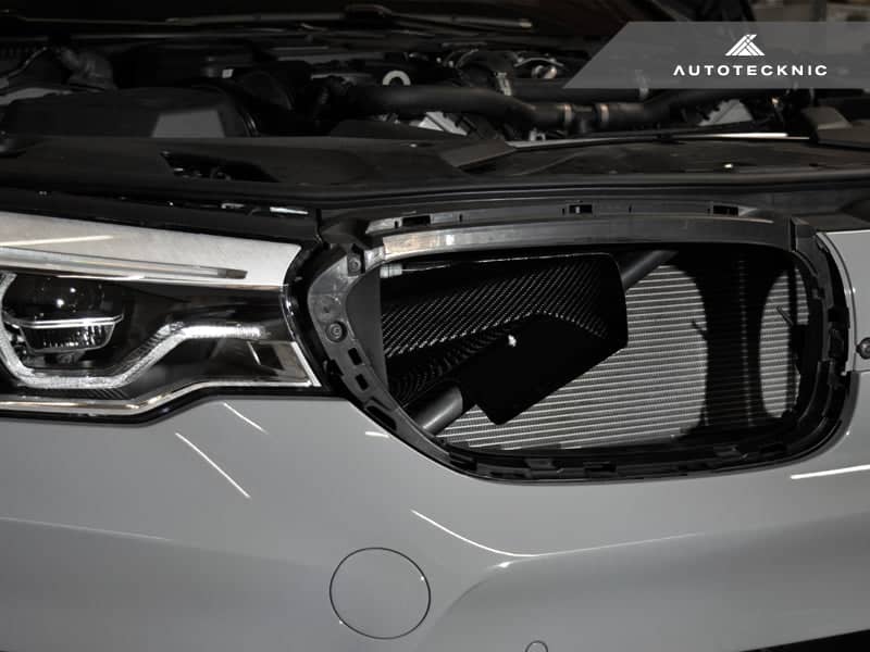 AutoTecknic Dry Carbon Fiber Intake Air Scoop Set - BMW F91/ F92/ F93 M8