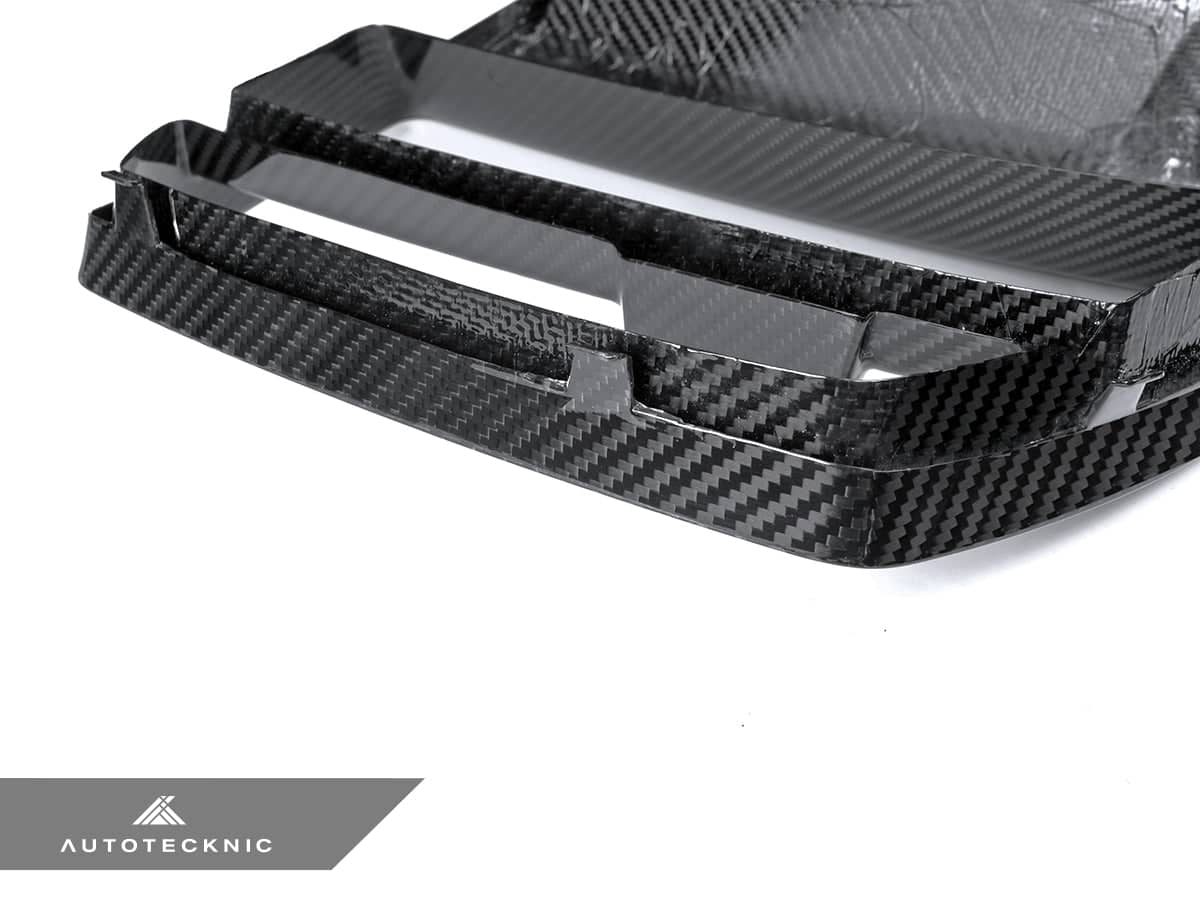 AutoTecknic Dry Carbon Podium V1 Front Grille Set - BMW G80 M3 | G82/ G83 M4