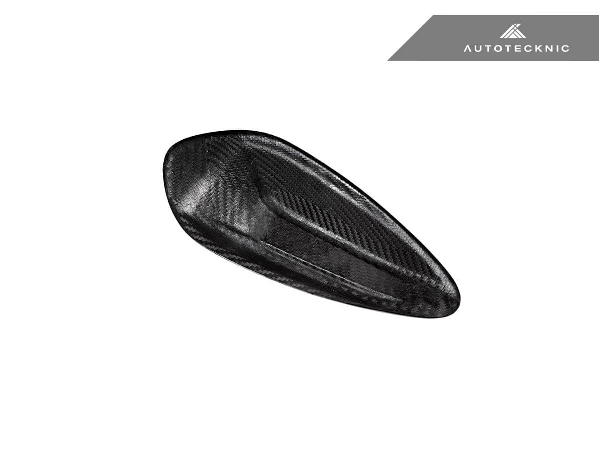 AutoTecknic Dry Carbon Roof Antenna Cover - BMW G20 3-Series LCI