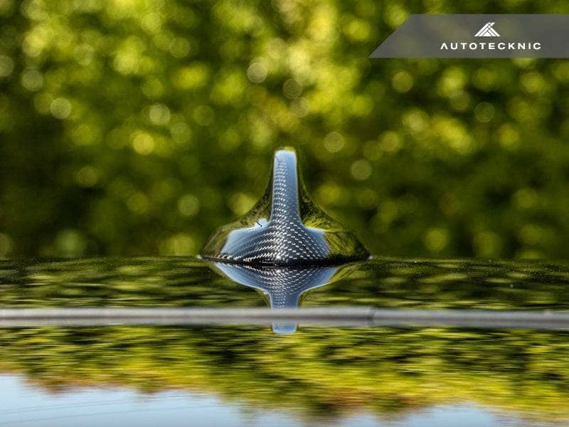 AutoTecknic Dry Carbon Roof Antenna Cover - BMW G22 4-Series