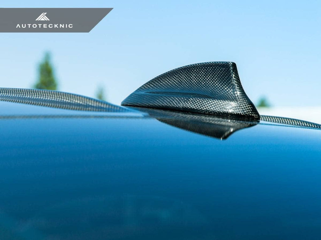 AutoTecknic Dry Carbon Roof Antenna Cover - BMW G82 M4 Pre-LCI