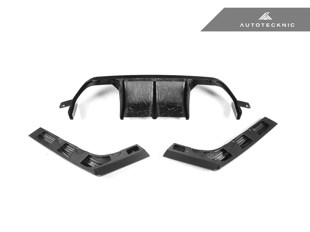 AutoTecknic Dry Carbon Versus Rear Diffuser Set - BMW F80 M3 | F82/ F83 M4