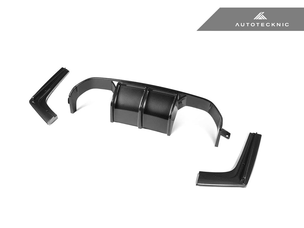 AutoTecknic Dry Carbon Versus Rear Diffuser Set - BMW F80 M3 | F82/ F83 M4