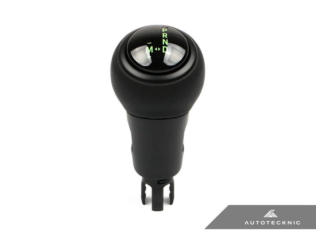 AutoTecknic GT4-Inspired Shift Knob - Porsche Macan (95B) 2015-2024