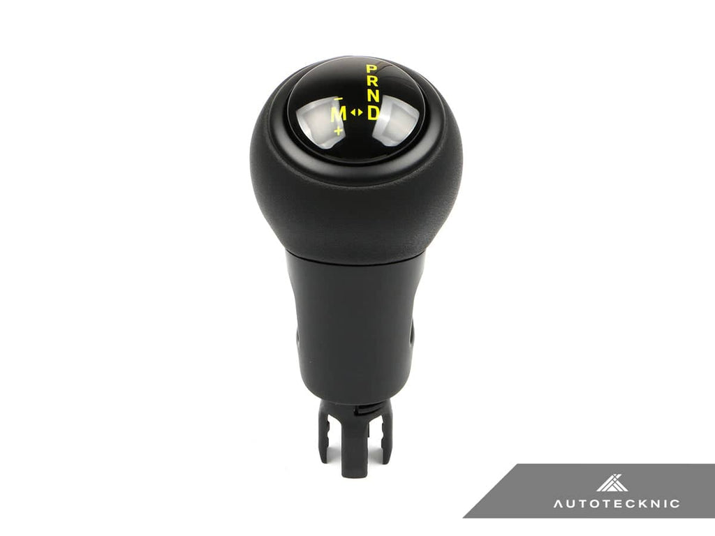 AutoTecknic GT4-Inspired Shift Knob - Porsche Macan (95B) 2015-2024