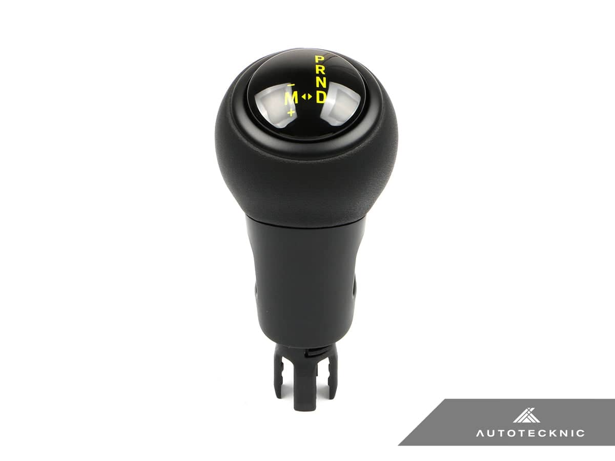 AutoTecknic GT4-Inspired Shift Knob - Porsche Macan (95B) 2015-2024