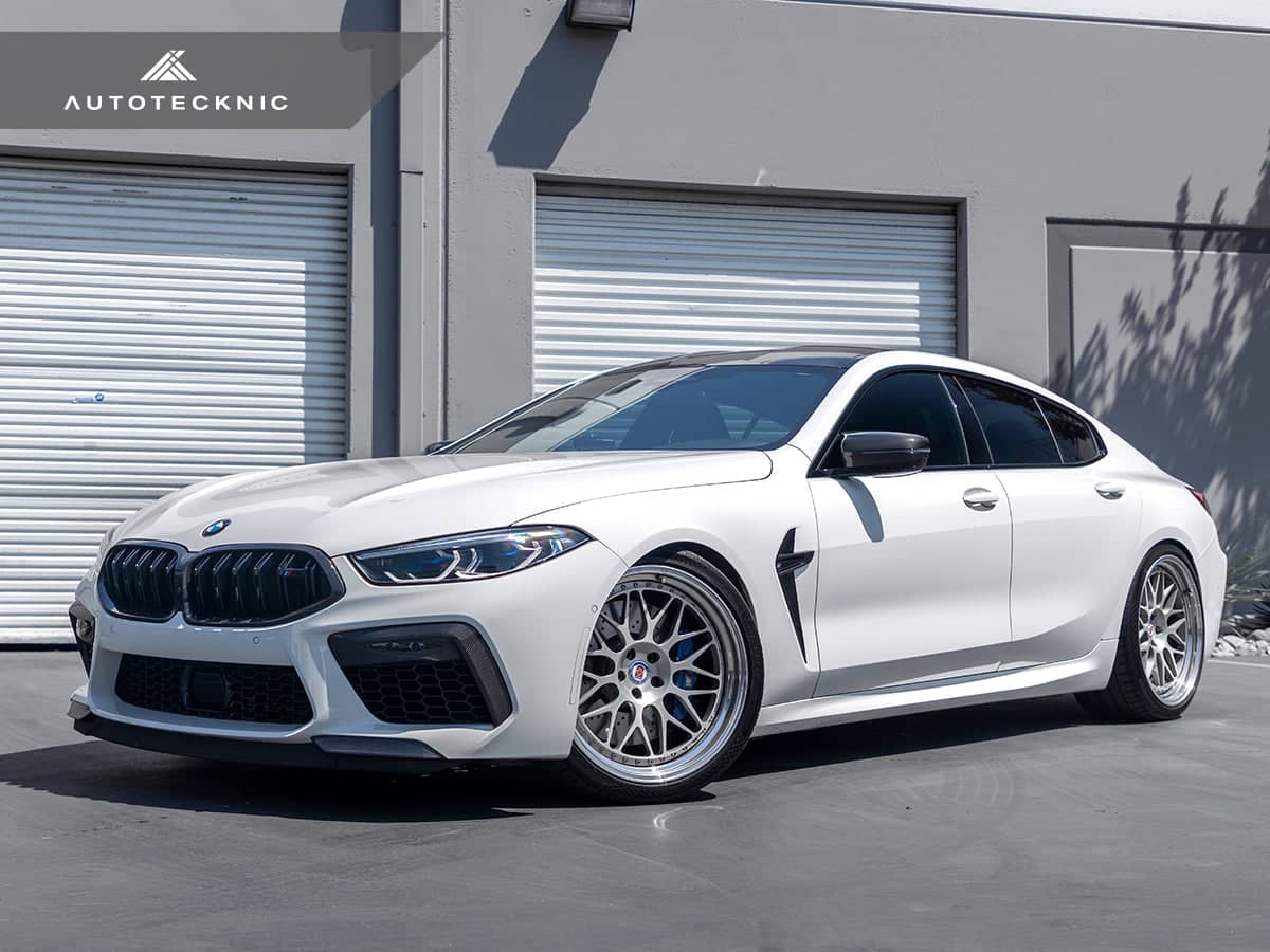 AutoTecknic Performance Dry Carbon Bumper Trim Set - BMW F9X M8