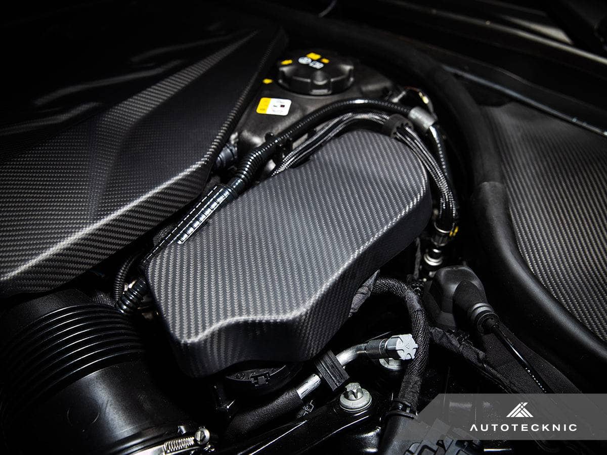 AutoTecknic Pre-Preg Carbon Engine Cover Extension Set - BMW G90/ G99 M5