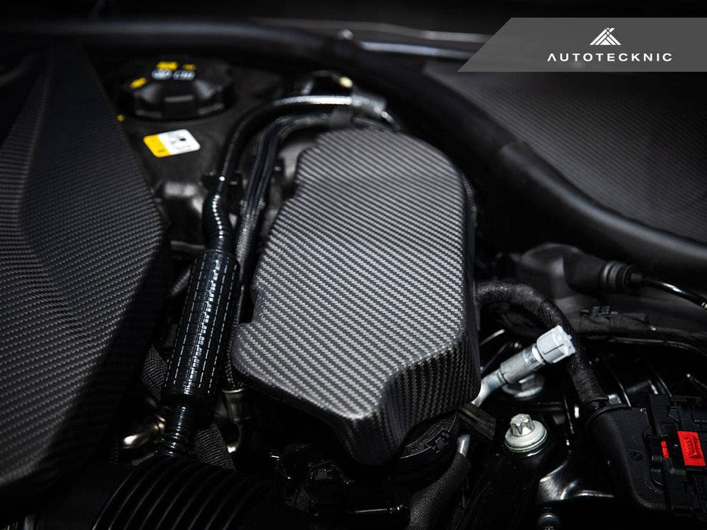 AutoTecknic Pre-Preg Carbon Engine Cover Extension Set - BMW G90/ G99 M5
