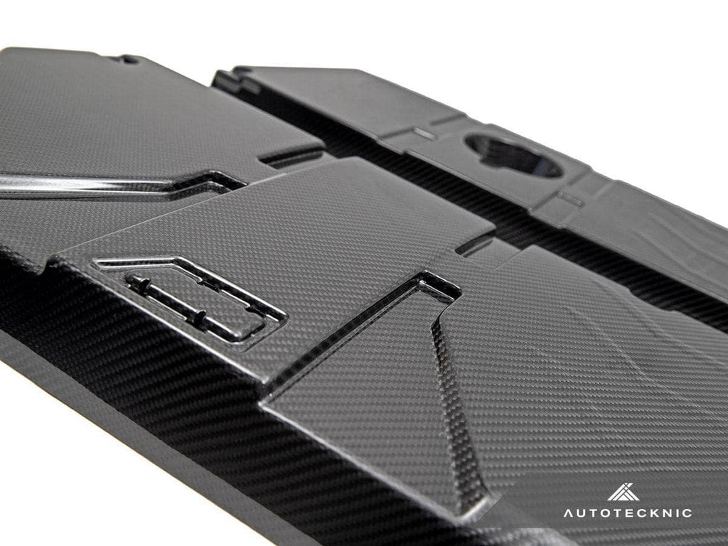 AutoTecknic Pre-Preg Carbon Engine Cover - BMW F97 X3M | F98 X4M