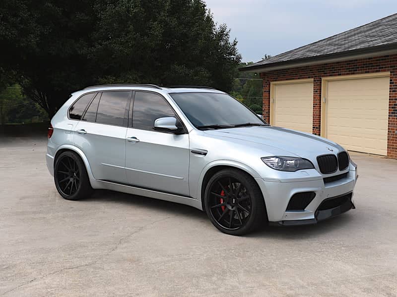 AutoTecknic Replacement Carbon Fiber Fender Gills - BMW E70 X5M