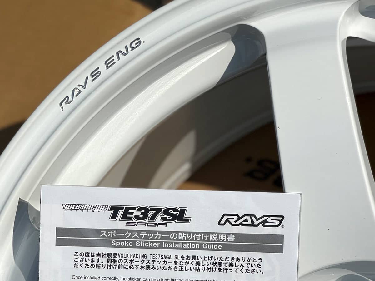 Volk Racing TE37 Saga SL 18x9.5 5x114.3 +22 Dash White (Set of 4)