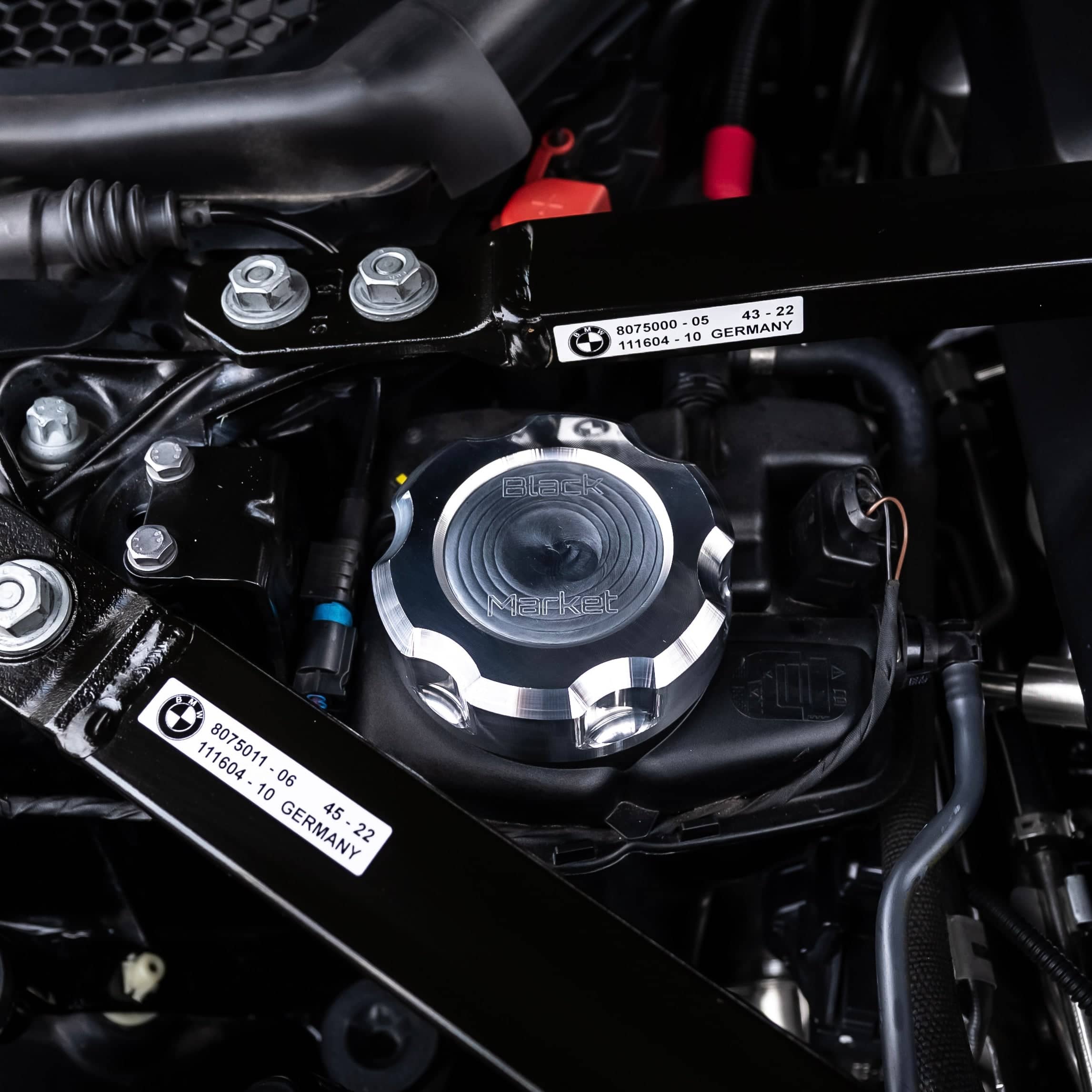 Black Market Race B58 / S58 Coolant Reservoir Cap Set