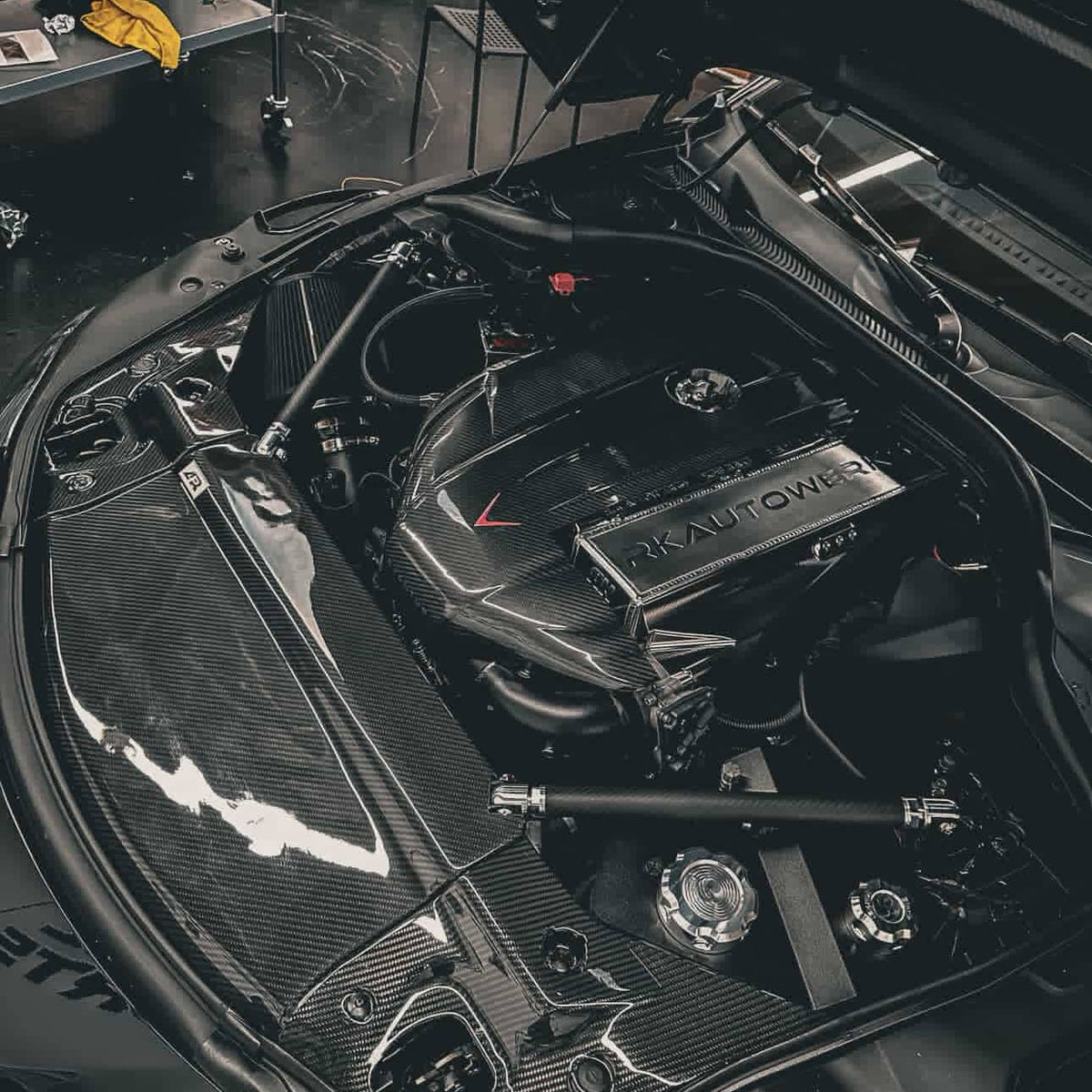 M-Lite Carbon Strut Braces