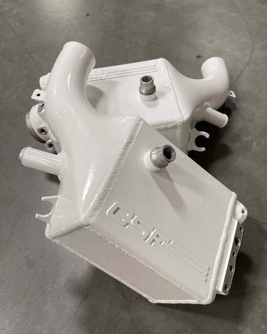 CSF 16-21 BMW M5 (F90) / 17-21 BMW M8 (F91/F92/F93) Twin Charge-Air-Cooler Set - Alpine White