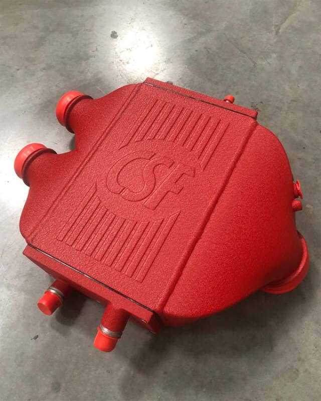 CSF 2014+ BMW M3/M4 (F8X) Top Mount Charge-Air-Cooler - Crinkle Red