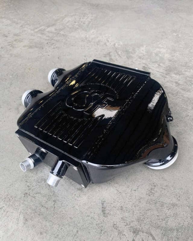 CSF 2014+ BMW M3/M4 (F8X) Top Mount Charge-Air-Cooler - Gloss Black