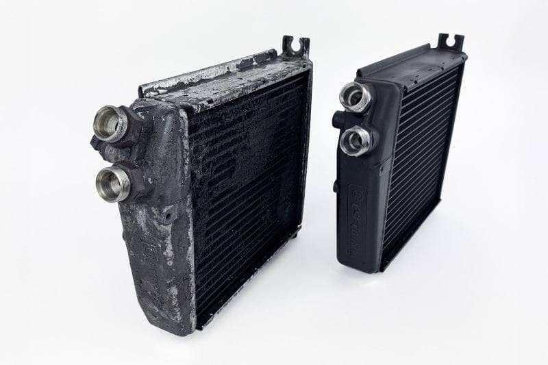 CSF Porsche 964/993 OEM+ Performance Fender Oil Cooler