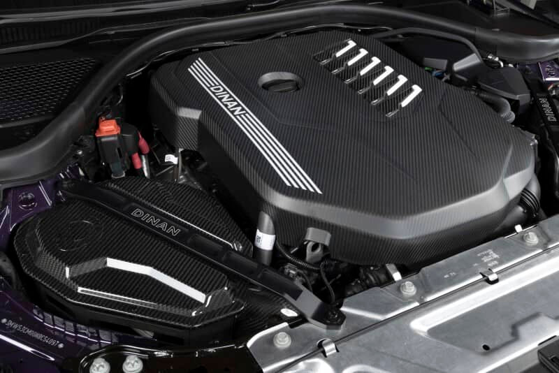 Dinan 19-26 BMW B58D (G01/G02/G20/G22/G23/G26/G42) Matte Carbon Fiber Engine Cover w/Gloss Accents