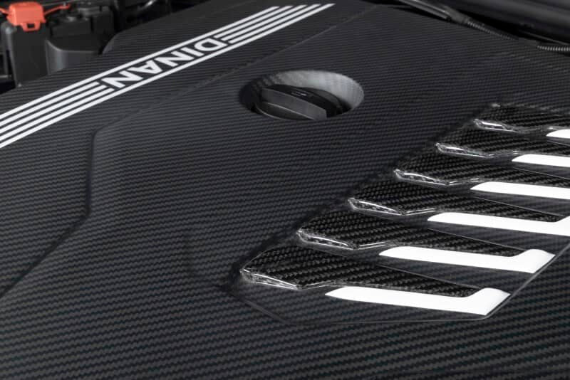 Dinan 19-26 BMW B58D (G01/G02/G20/G22/G23/G26/G42) Matte Carbon Fiber Engine Cover w/Gloss Accents