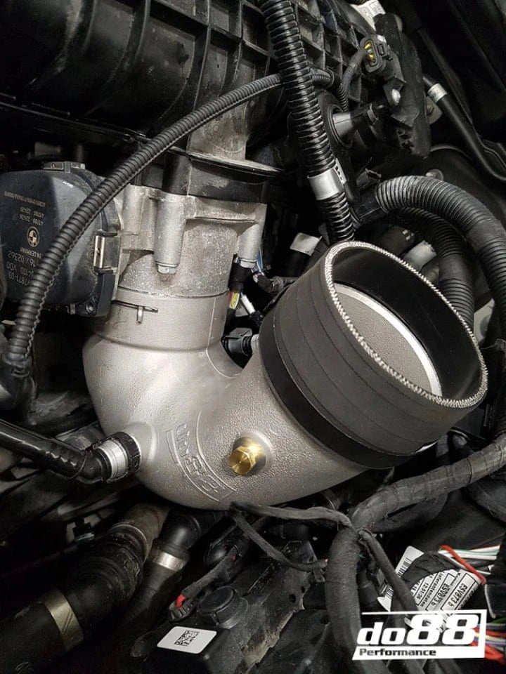 do88 BMW F8X M2C M3 M4 Intercooler J-pipe, Intercooler-Throttle body