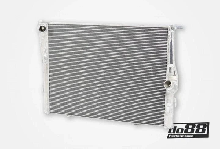 do88 BMW M3 E90 E92 Radiator Aluminum
