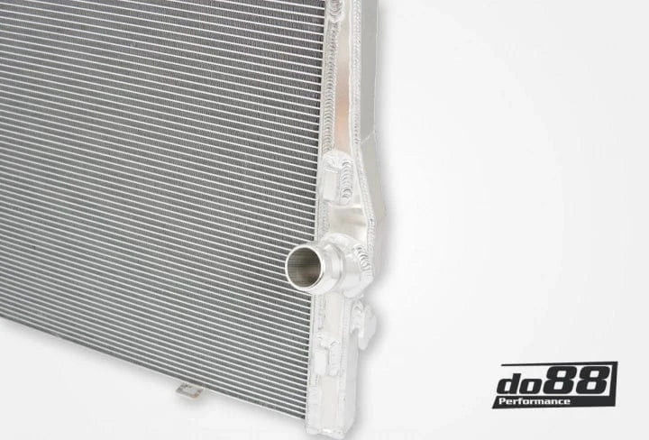 do88 BMW M3 E90 E92 Radiator Aluminum
