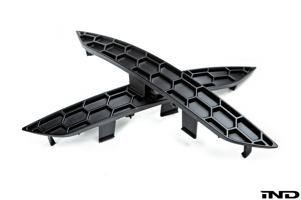 Acexxon B9 A5 / S5 Pre-Facelift Rear Reflector Insert Set - Honeycomb