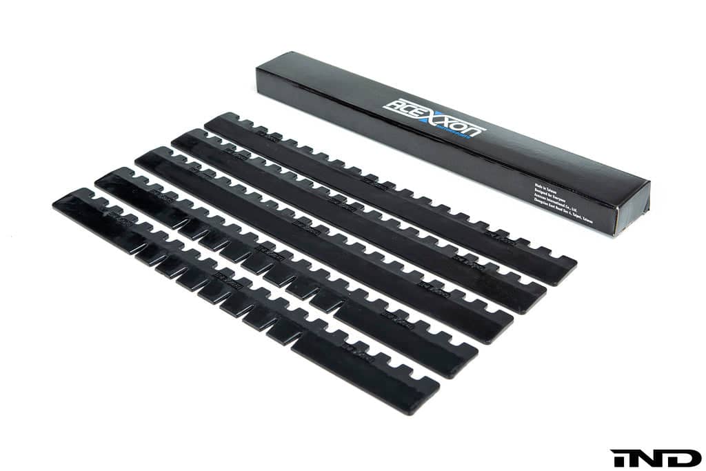 Acexxon Heavy Duty Universal Lip Protector