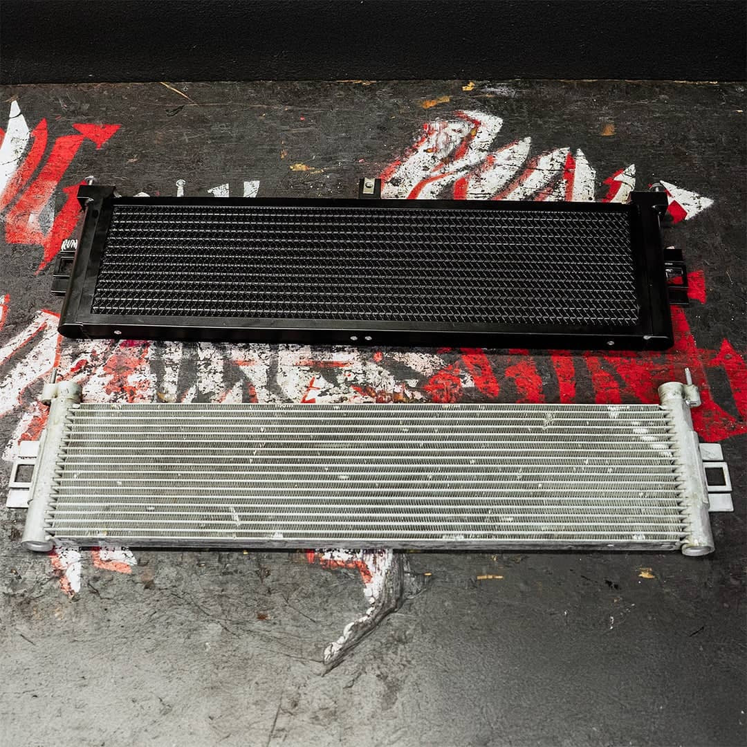 Rvng G8X/S58 Upgraded Engine Oil Cooler w/ Built In Guard