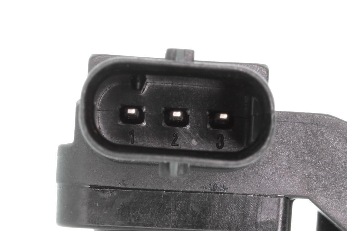 BMW F30 328d Intake Manifold Absolute Pressure Sensor By Facet (MAP Sensor) 13627804742