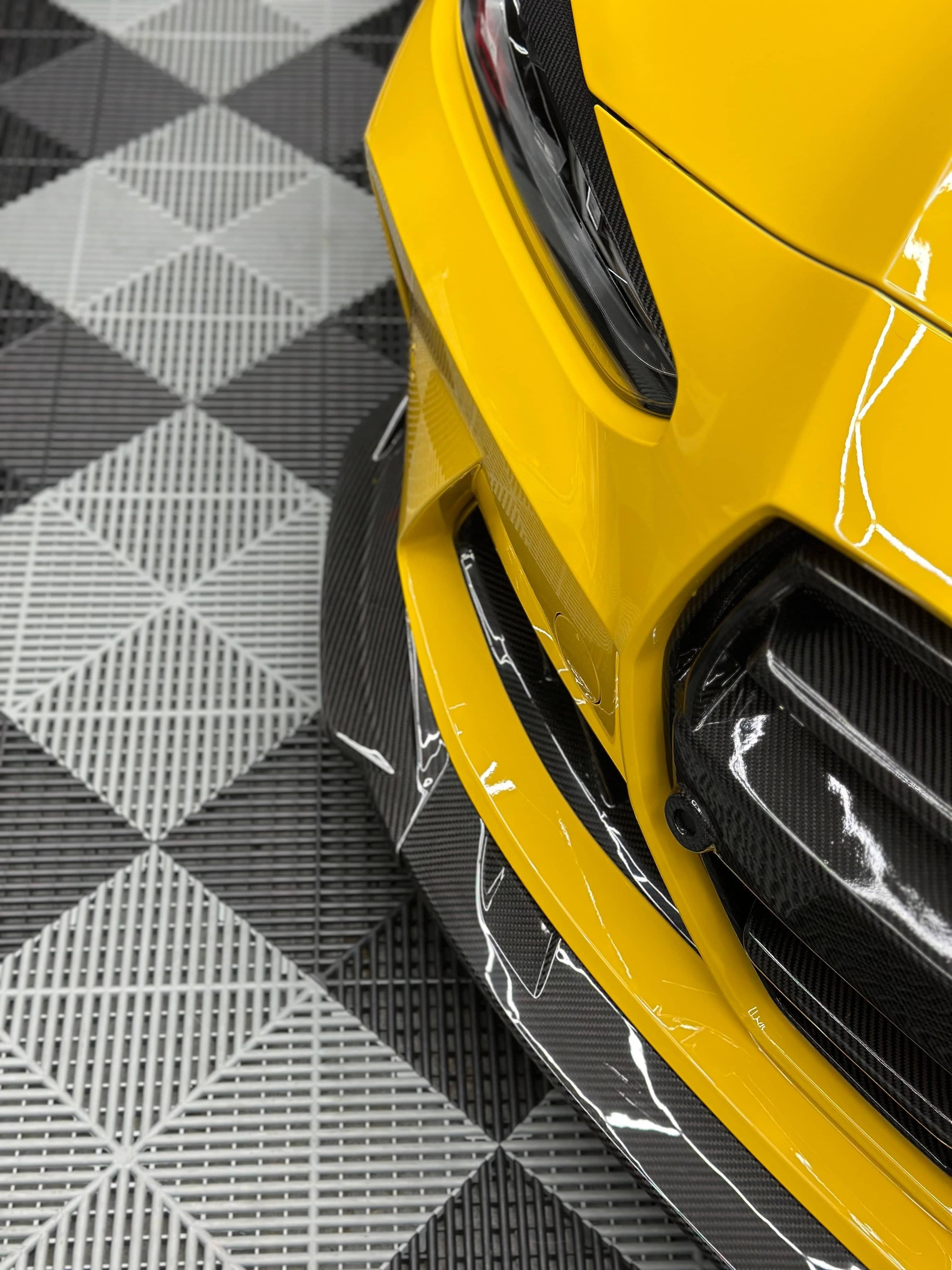 G8X Dry Carbon Fiber V4 Lip