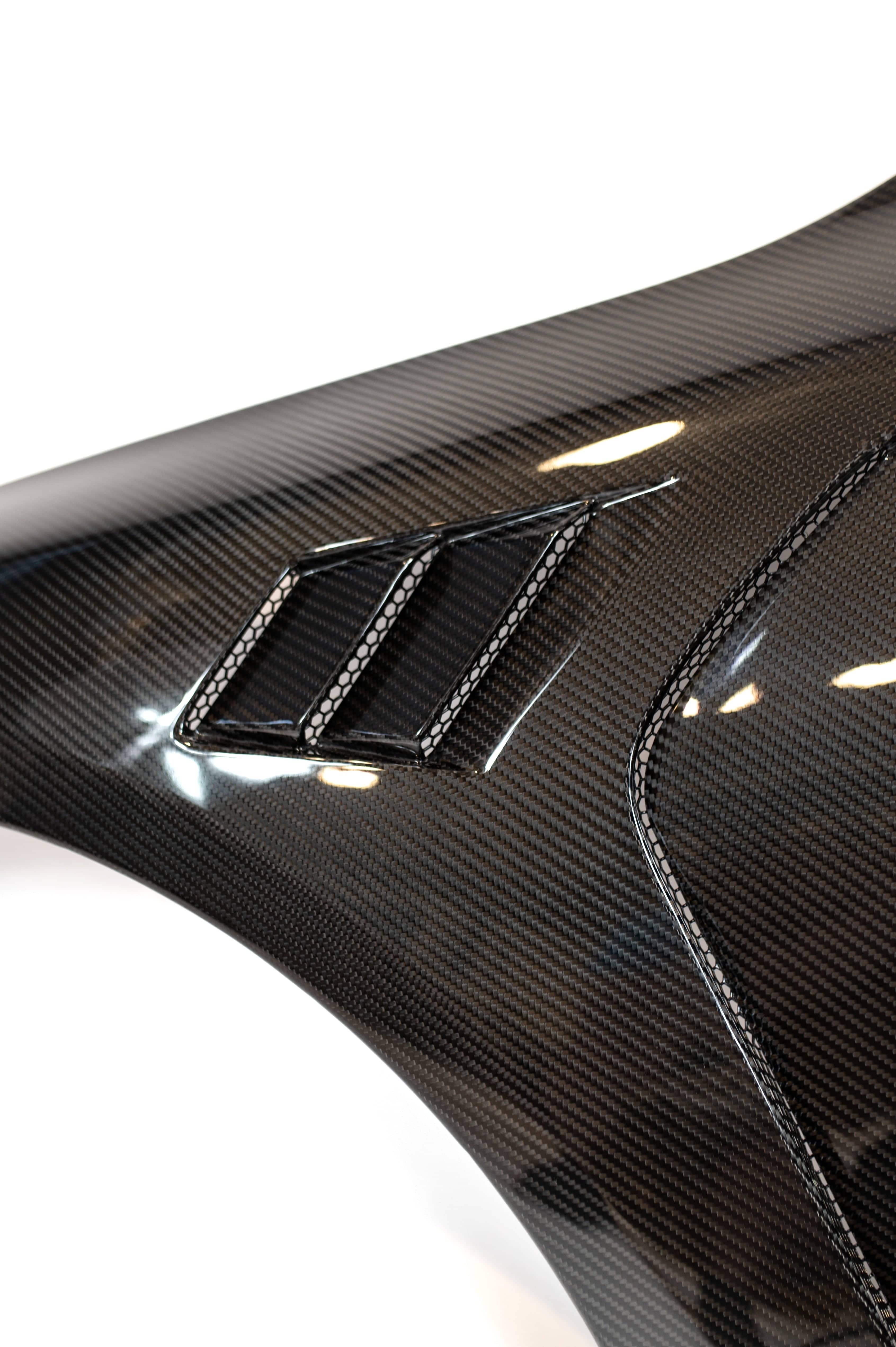 G8X Dry Carbon Fiber V2 Fenders