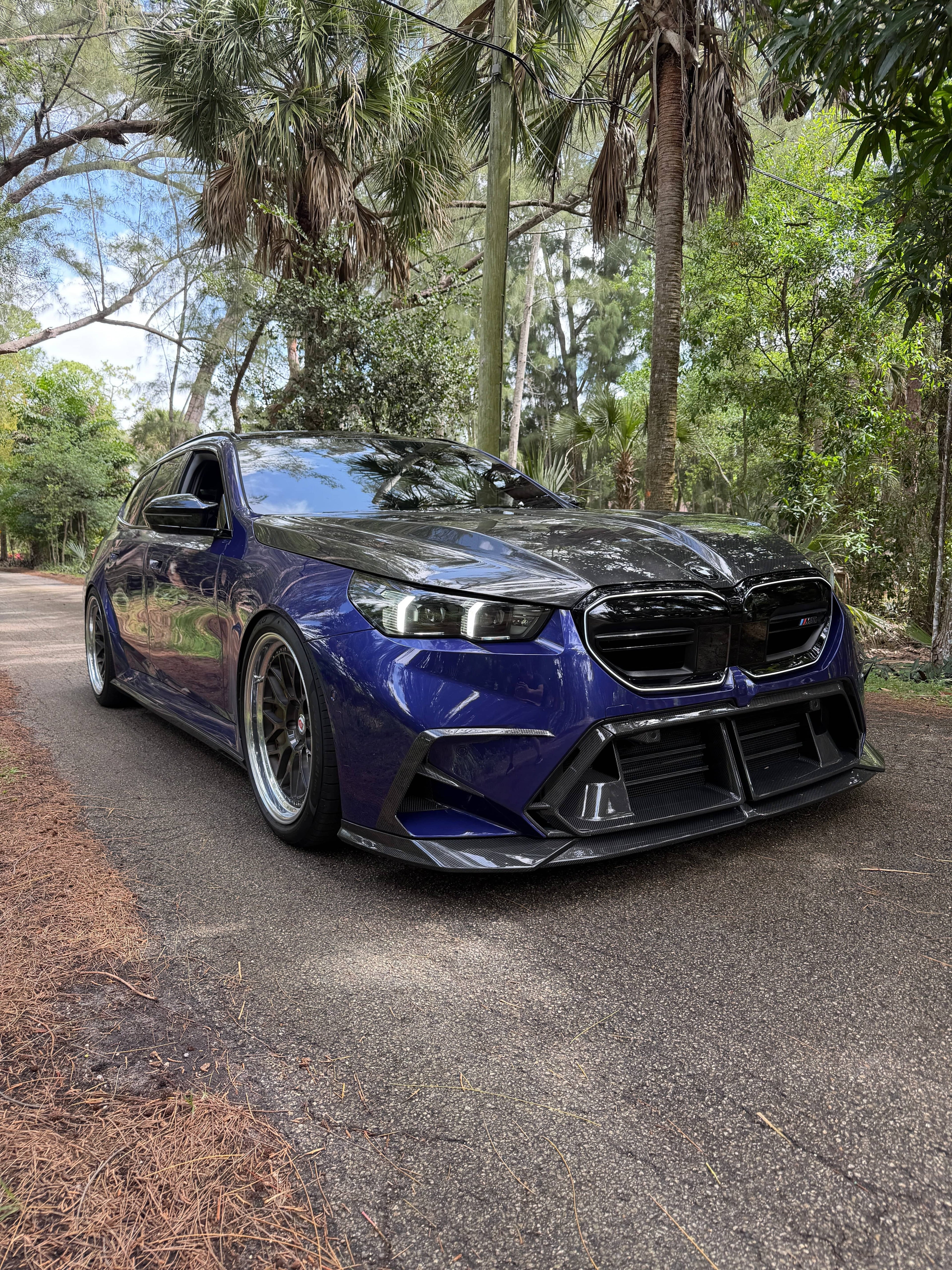 G90/G99 M5 SQ Style Carbon Fiber Front Bumper Center Trim