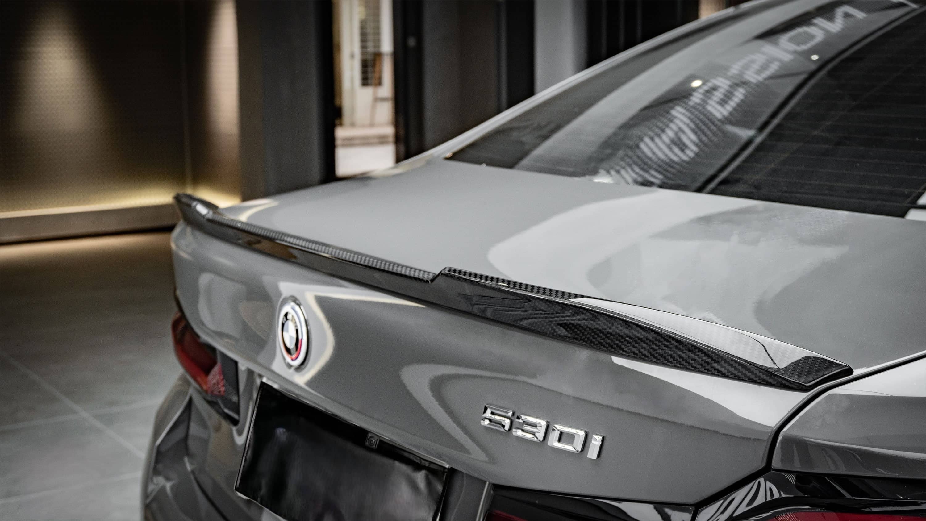 G30 CS Style Dry Carbon Spoiler