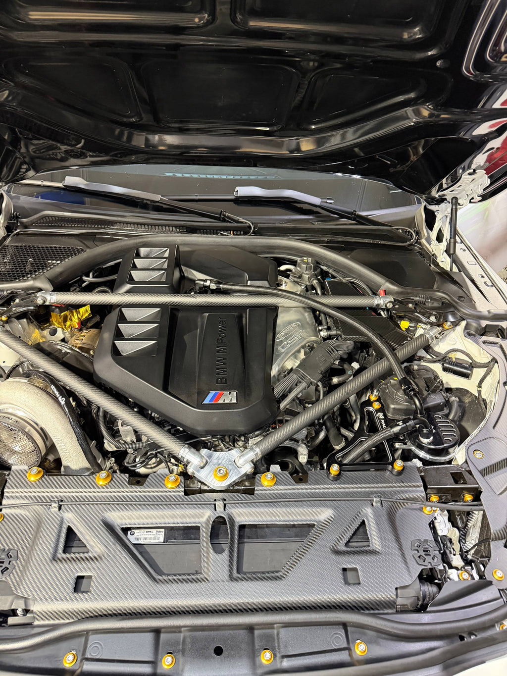 G8X Dry Carbon Fiber Cooling Shroud