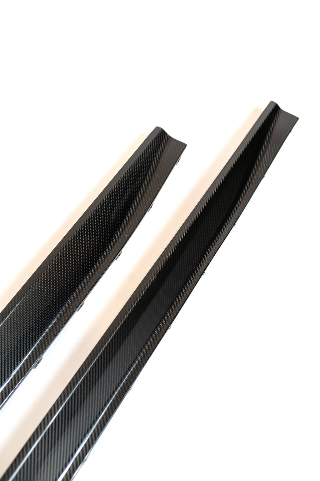 G8X Dry Carbon Fiber V2 Side Skirts