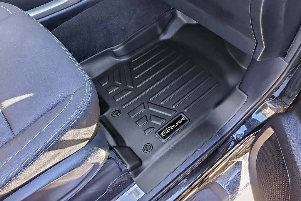 SMARTLINER Floor Liners for 2017-2025 Nissan Titan Crew Cab (Bucket Seats)